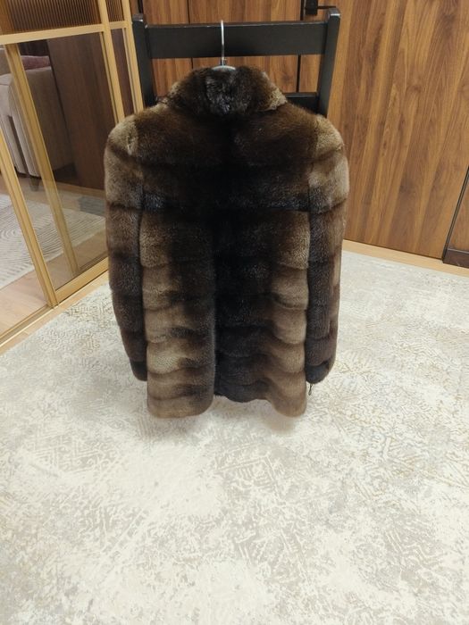 Продам норковую шубу б/у