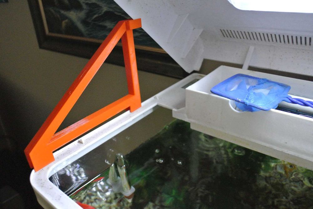 Стойки за аквариум