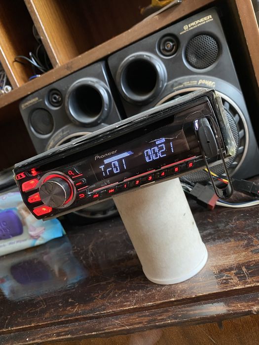 PIONEER deh-09bt - авто радио USB, BLUETOOTH плеър за кола сд cd