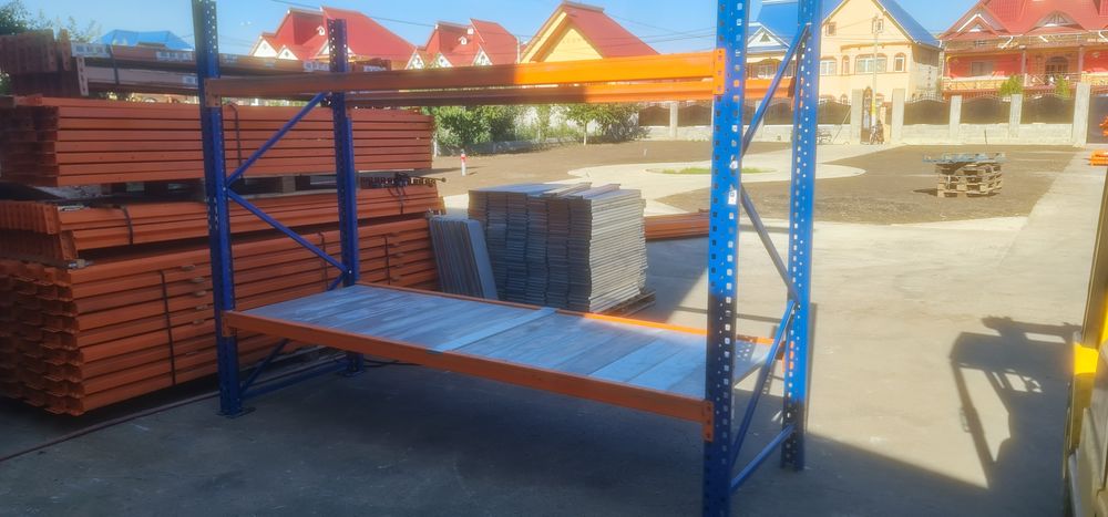 Rafturi metalice