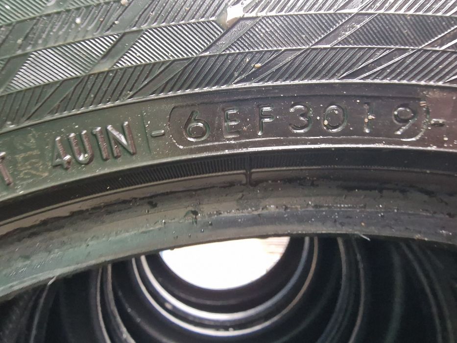 Anvelope 225/50R18 marca Yokohama, DOT 2019,7 mm