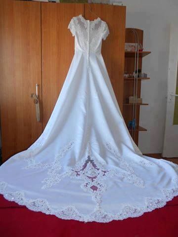 Rochie mireasa superba