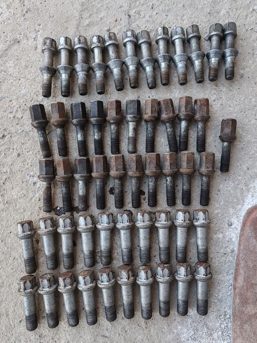 Faruri stopuri volan  lot de piese mercedes 190 w201 w123 w124 w140