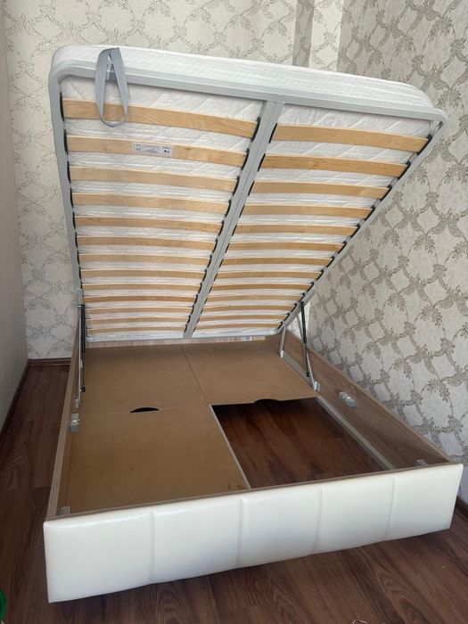 Кровать Аскона в отличном состоянии