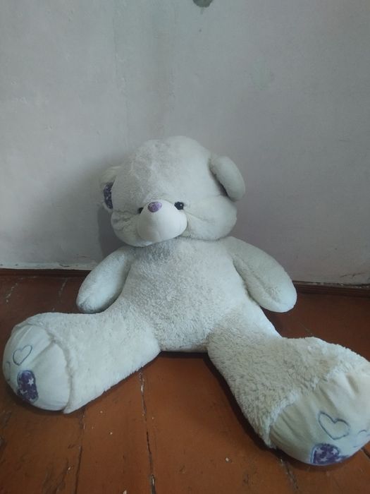 Большой мишка Тедди