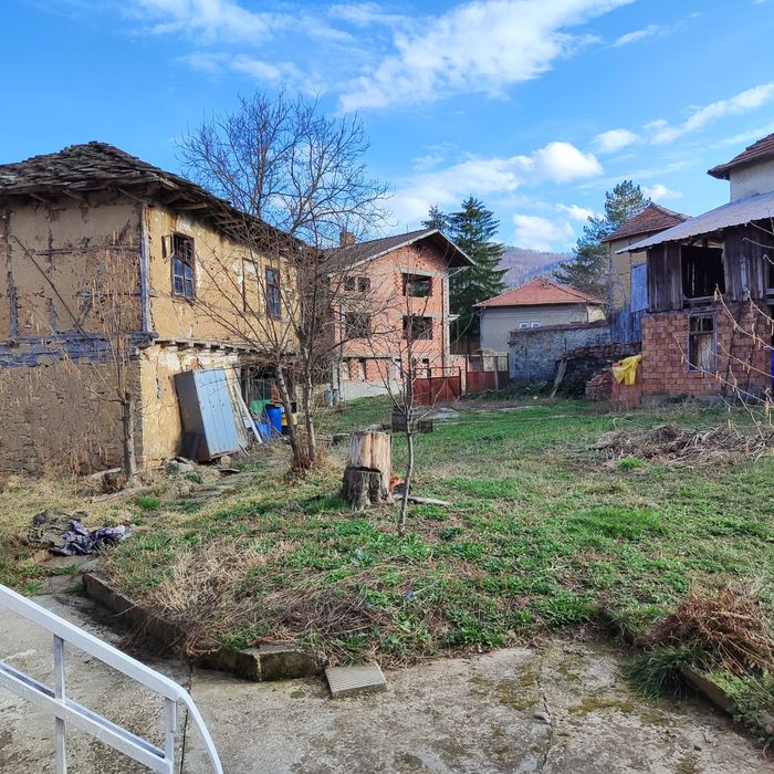 Продава се Къща в с. Микре, Област Ловеч - 104 кв.м за 191 €/кв.м - Снимка #3