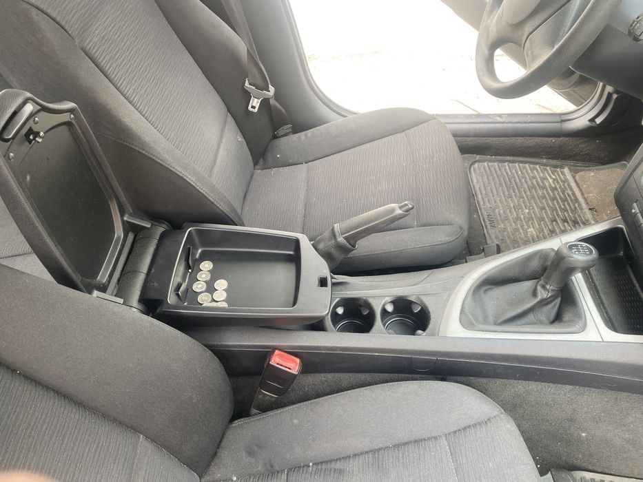 Cotiera cu suport pahare bmw seria 1/e81/87