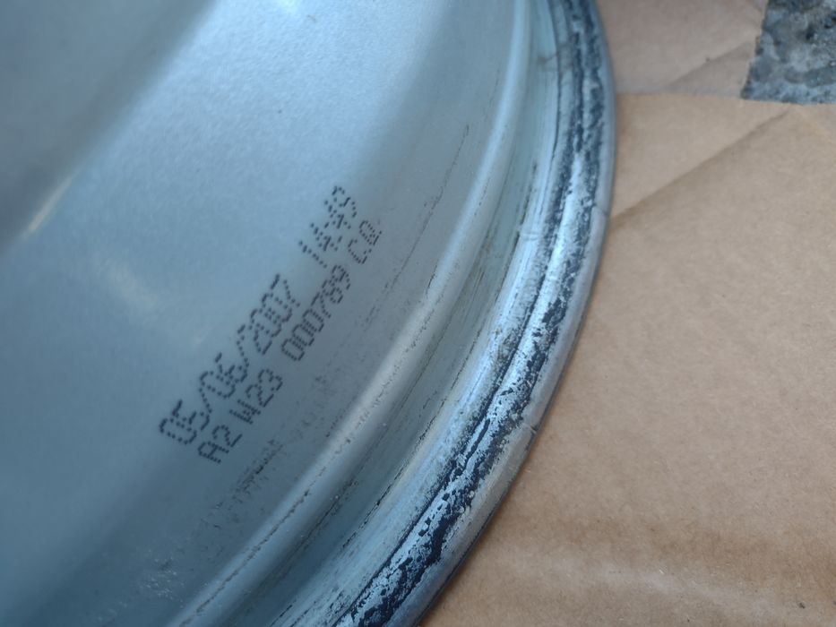 Топ състояние 15-5х114.3 ЕТ50 6j Mazda 3