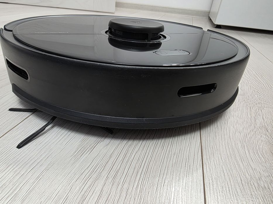 Roborock S5 MAX stare foarte buna, accesorii de rezerva