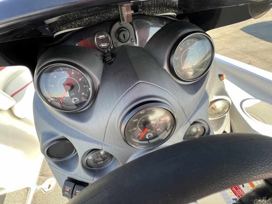 Barca Sea-Doo Speedster 200