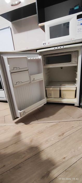 Холодильник мороз Бирюса (старый)