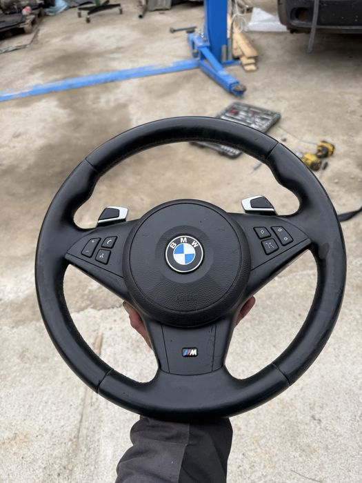 М волан с пера BMW E60/61