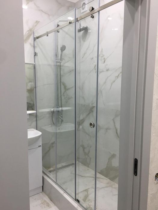 Душевые кабины и ванные перегородки