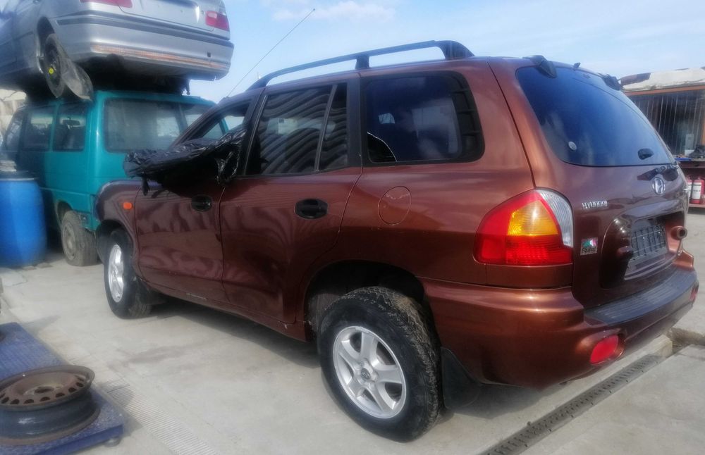 Hyundai Santa fe/Хюндай Санта фе 2.0 дизел 2001г. на части