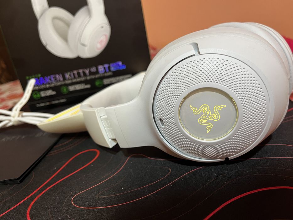 Razer Kraken Kitty V2 BT – White