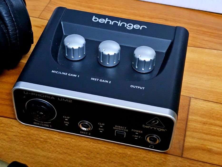 Студийный набор BEHRINGER U-Phoria Studio