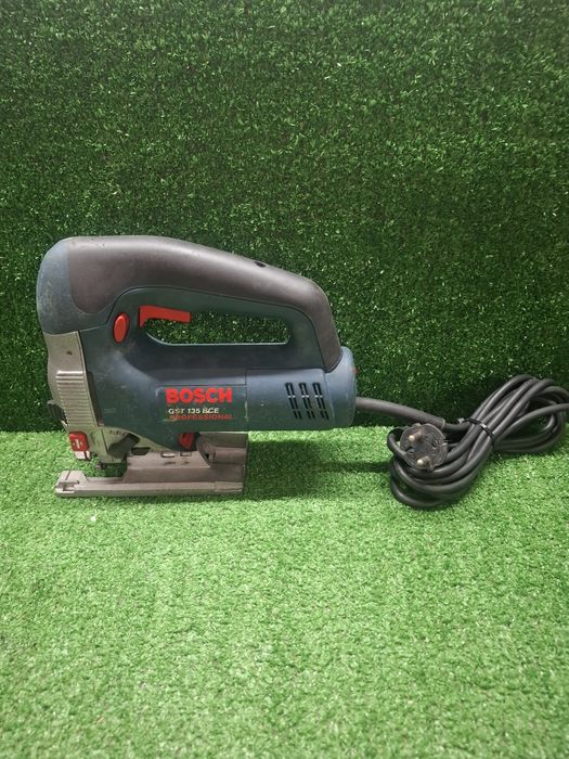 Зеге на Bosch GST 135 BCE с регулаж на оборотите