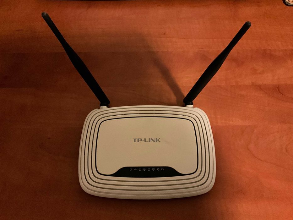 Router wireless TP-LINK TL-WR841N - 40 lei