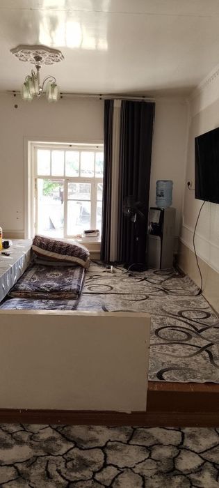 Уй сотилади чирчик 6хона 9сутик uy sotiladi chirchiq
ховли уй сотилади