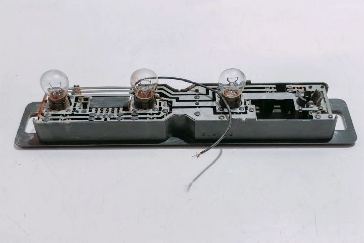 Soclu Stop Mercedes-Benz Sprinter prima generatie 903 (facelift)