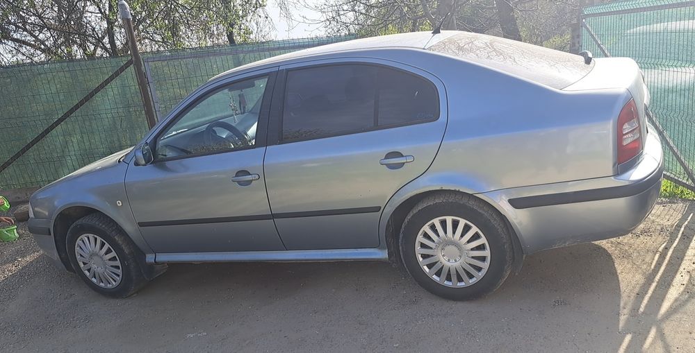 Vând Skoda Octavia1