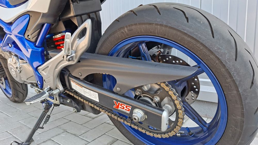 MotoFly vinde Suzuki Gladius 2011 garanție