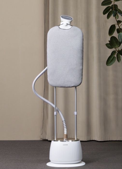 Отпариватель NEXME GT710 белый