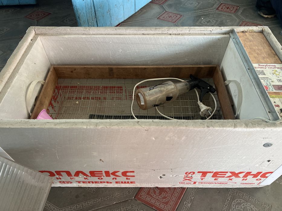 Продам инкубатор