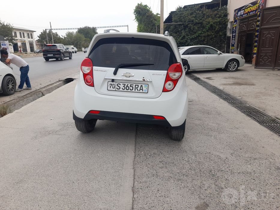 Spark sotiladi srochna