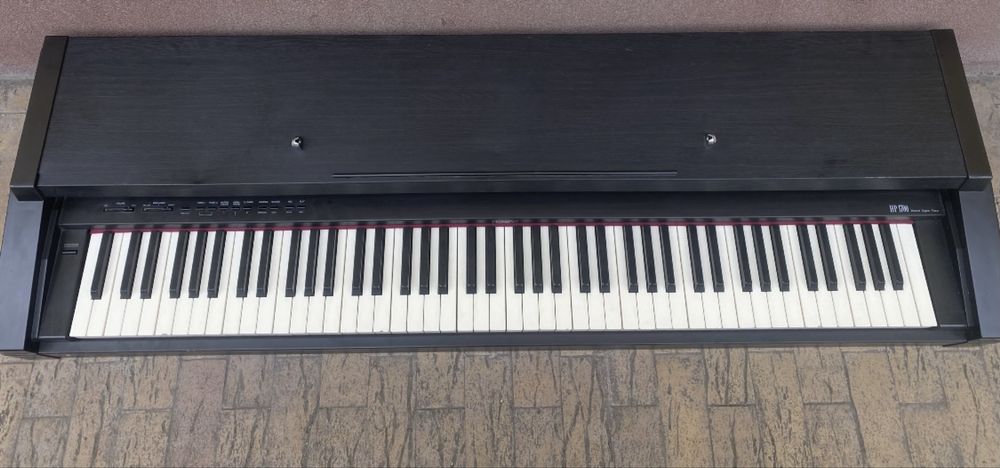 Roland HP 1700 pian digital
