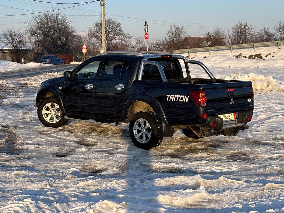 -Mitsubishi L200 2.5 178 CP- IMPORT GERMANIA