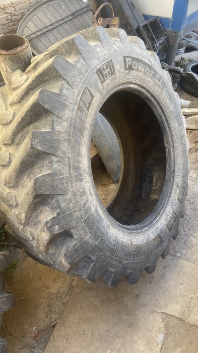 Продам шины балоны для 3в1