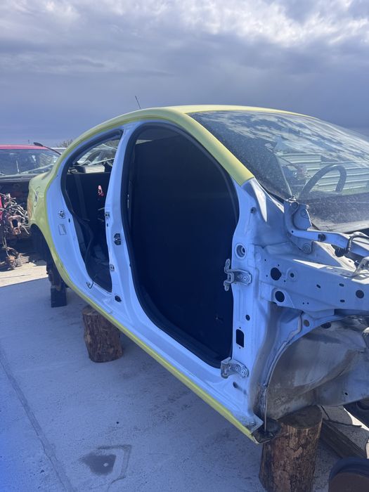 Lonjeron fata stanga dreapta prag stanga dreapta aripa spate stanga dreapta panou fusta spate Renault Fluence