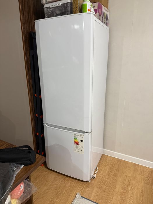 Продается холодильник