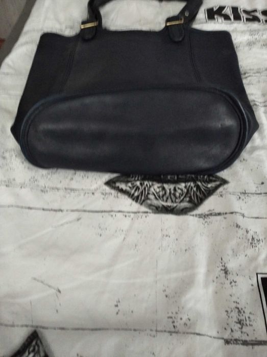 Дамска чанта от дебела естествена кожа