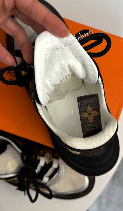 Adidași damă Louis Vuitton