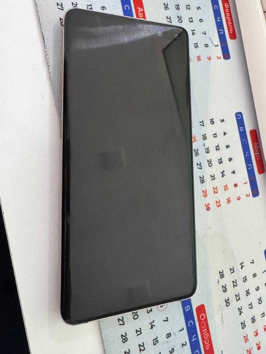 samsung S10 5G xolati yaxshi