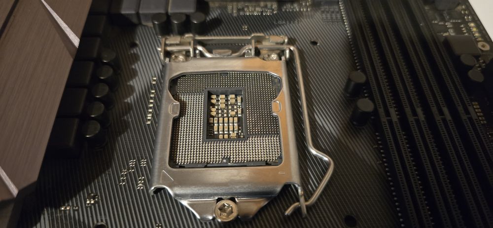 Placa baza Asus ROG Strix B250F Gaming 1151