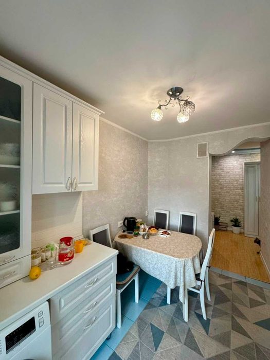 Продам 3-х комнатную квартиру