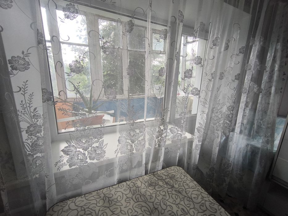 Продам 1- ком квартиру