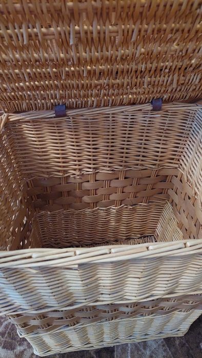 Корзина плетёная для белья