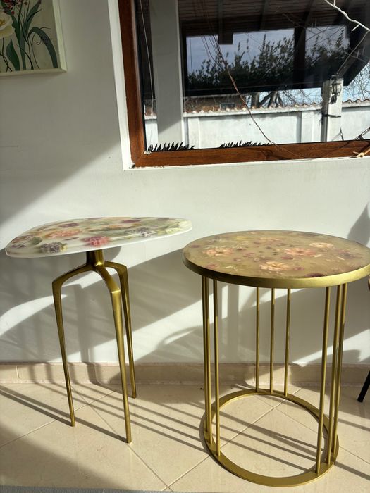 Маси от епоксидна смола с цветя