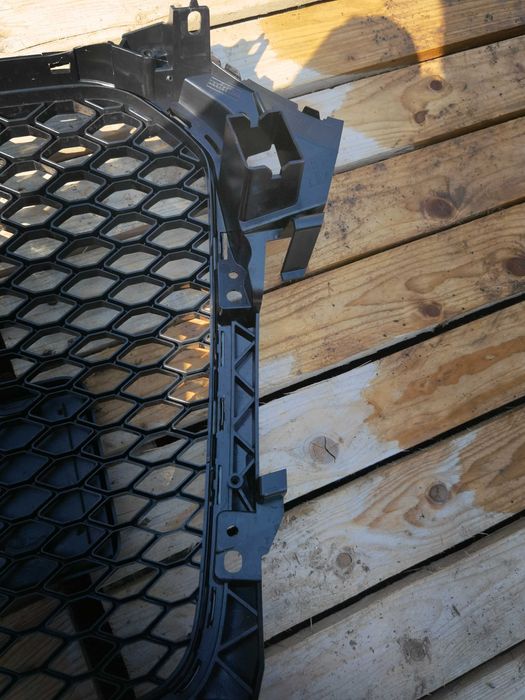 Grila Audi RS4 B8.5, 8K0 853 651 R T94, Culoare: Negru Glossy