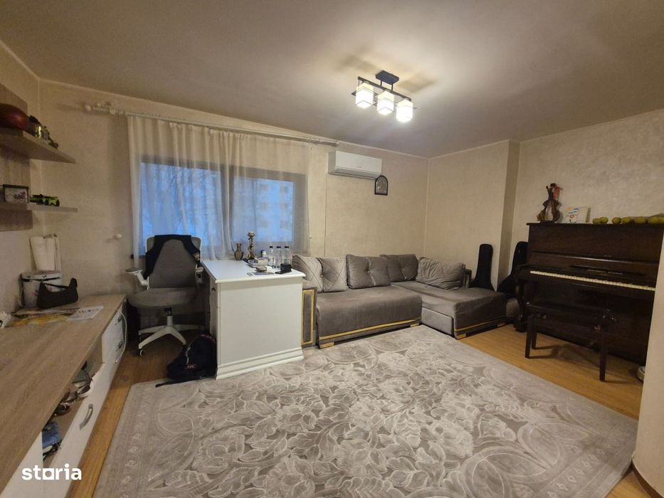 Apartament 3 camere Obcini + Garaj de vanzare