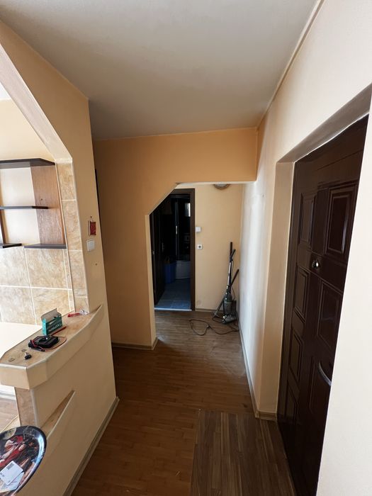 Apartament 2 camere de vânzare-Lupeni