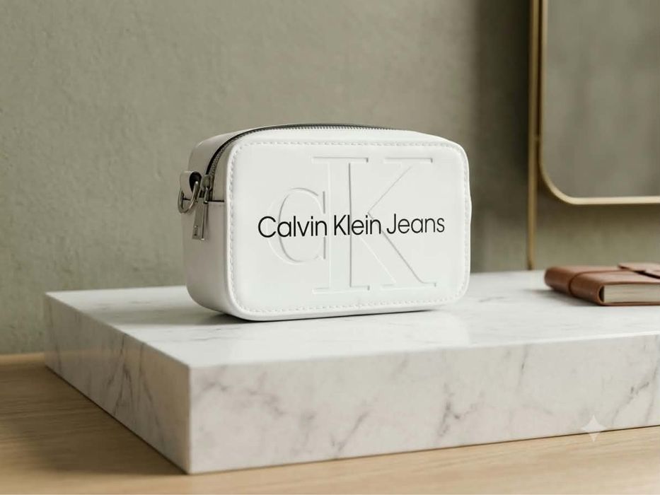 Дамски чанти Calvin Klein