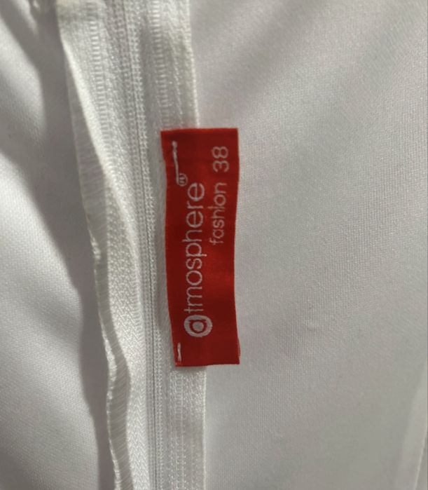 Rochita din tafta lejera si eleganta