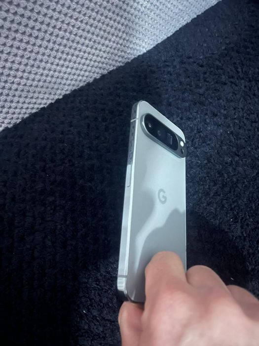 Schimb cu iPhone 16! Google pixel 9 pro xl impecabil