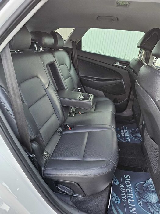 Hyundai Tucson 2.0 CRDi 4x4/Jante+Anvelope Iarna/Revizie/RAR/Istoric