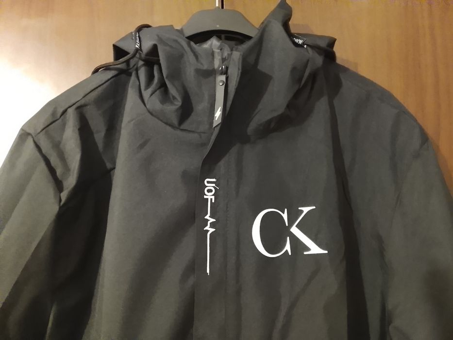 CK geaca de fas sport cu gluga